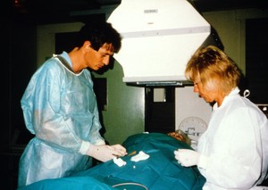 Prof. R. Loose in der Angio in Mannheim