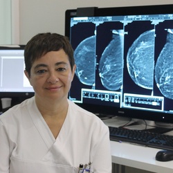 Dr. Julia Camps-Herrero