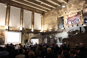 Mit einem festlichen Symposium feierte der NAR sein 90-jähriges Bestehen in der Charité-Hörsaalruine.